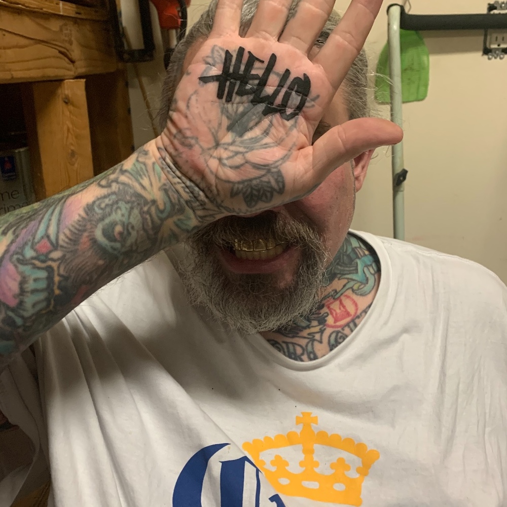 Meet your Posher, Lefty